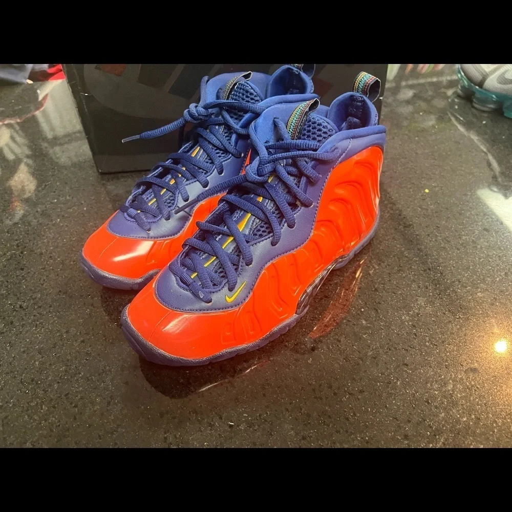 Sz 4.5 Nike Air Foamposite One GS 